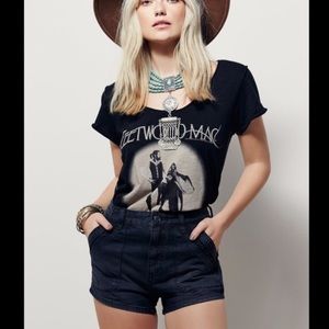 Last one! Size 31 NWT Free people high rise short